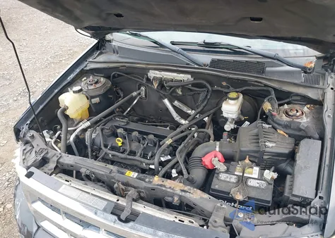 2011 Ford Escape Xlt из США, поврежденный, VIN 1FMCU9D77BKA18768